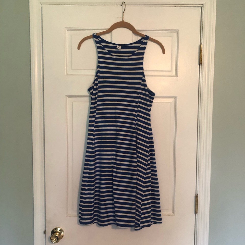 🌸Old Navy fit and flare dress